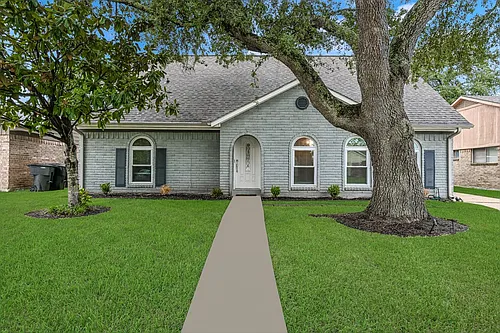 7923 Dawnridge Dr Photo 1
