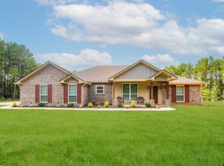 525 Lake Gladewater Rd, Gladewater, TX 75647