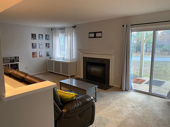 4th image of 119 Grenadier Ct
