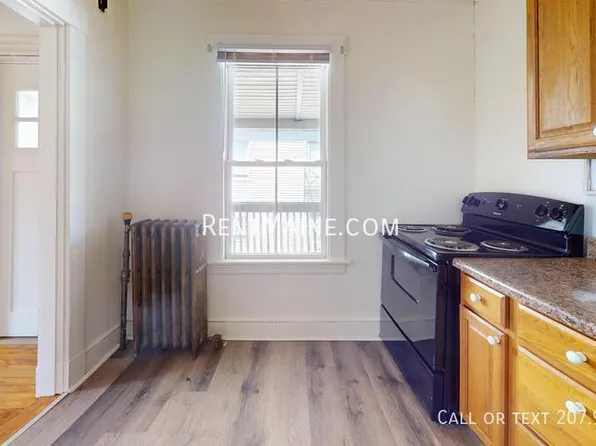 591 Main St #11, Bangor, ME 04401