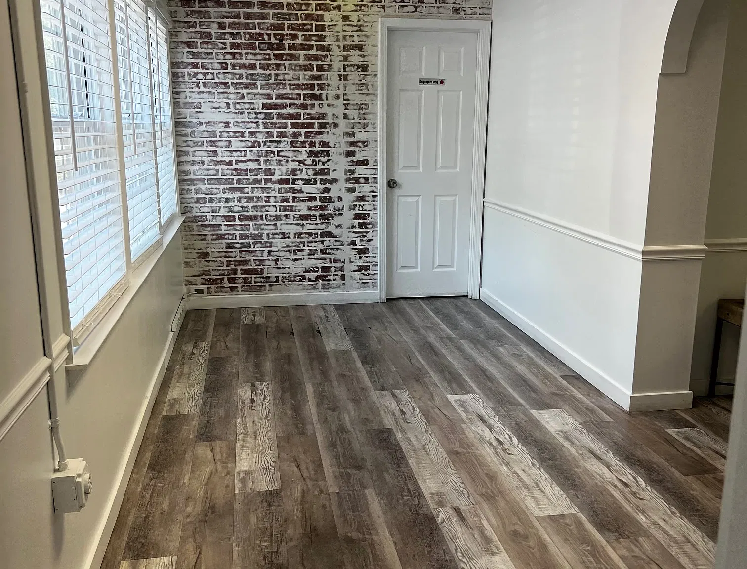 5 bed, $2,500 — Photo 2