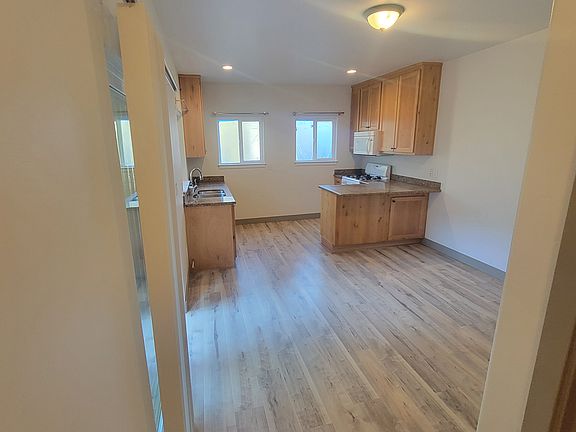 3rd image of 5373 Branciforte Dr #B