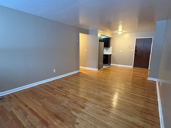 5th image of 17644 Lahser Rd #8