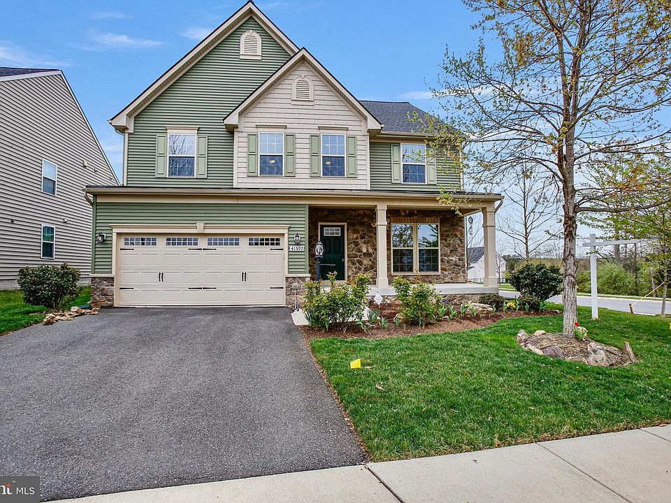 1st image of 41597 Hoffman Dr