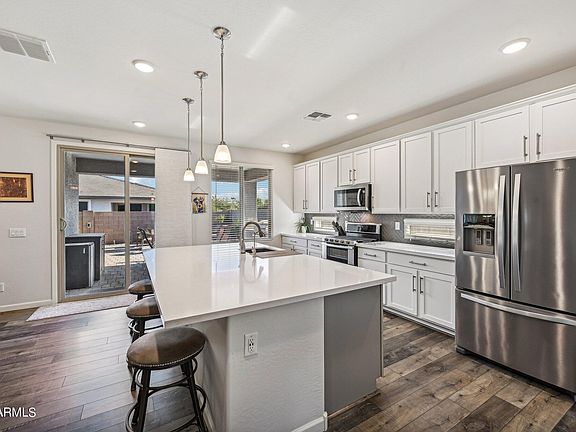 4th image of 14367 W VENTURA Street