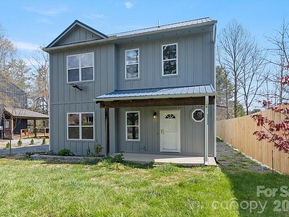 2nd image of 84 Poplar St