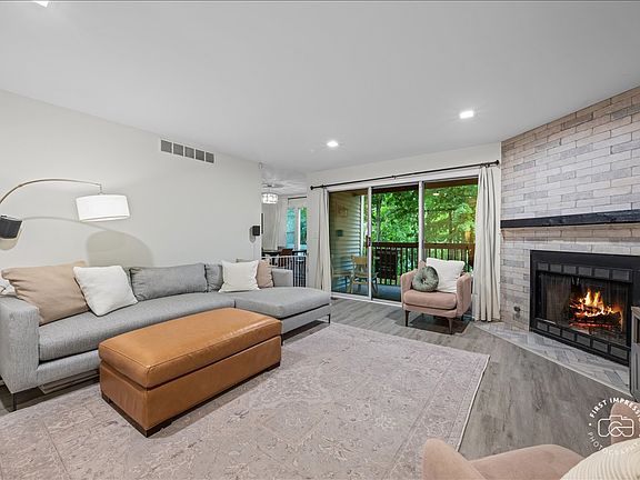 4th image of 530 River Front Cir Unit 606