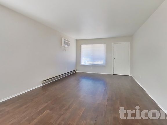 3rd image of 10069 Lincoln Village Dr