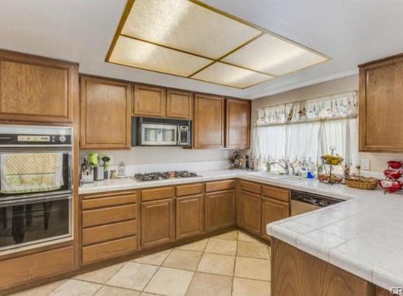 4th image of 21000 Malad Ct