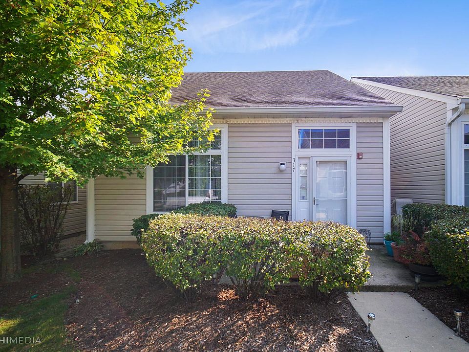 1st image of 317 E Victoria Cir #3
