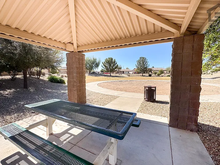 7407 S Sunrise Way — Photo 17