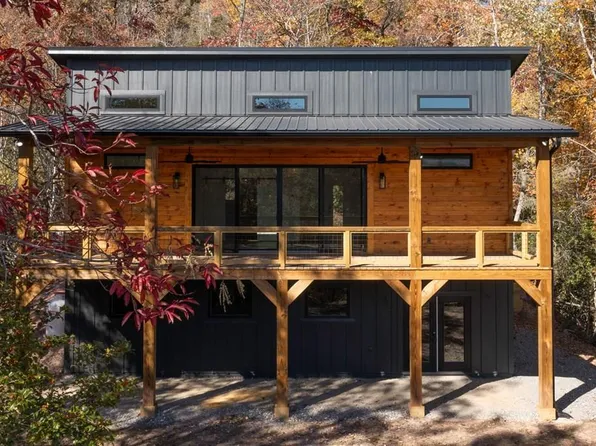122 Julie Mountain Trl, Hayesville, NC 28904