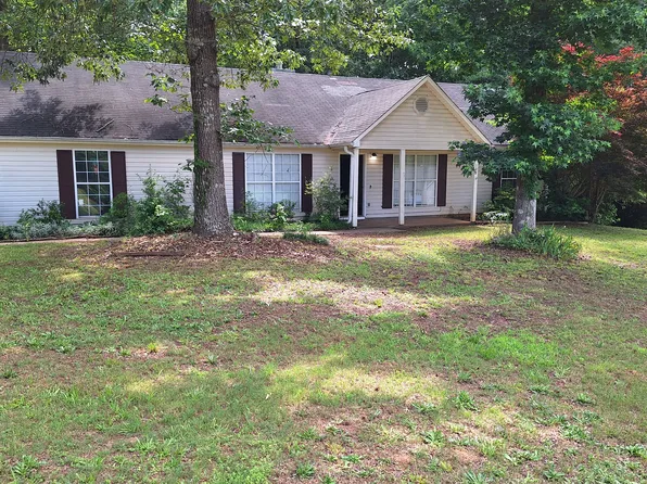 108 Live Oak Dr, Jackson, GA 30233