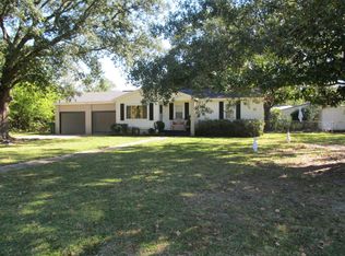 837 Penn St, Mandeville, LA 70448