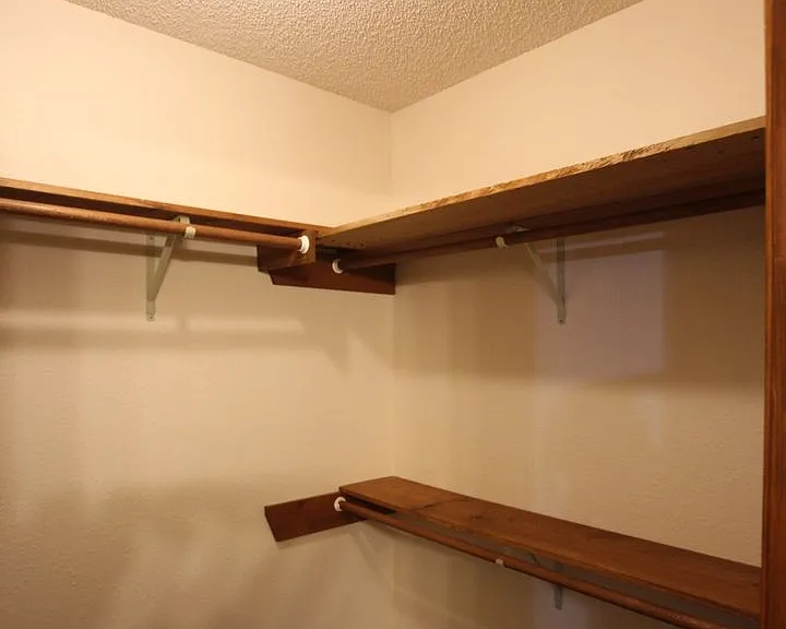 3211 S Donnybrook Ave — Photo 29