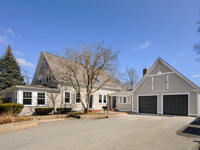 498-500 Main St, Hingham, MA, 02043