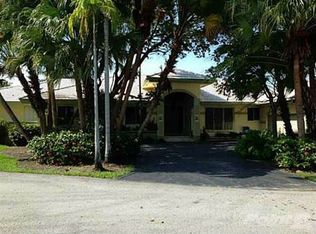 10071 SW 145th Ter, Miami, FL 33176