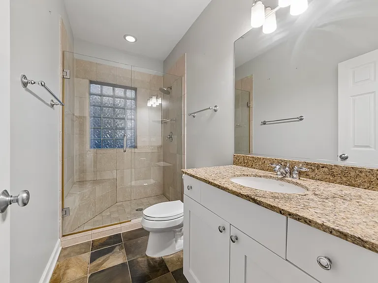 953 W Montana St #3 — Photo 10