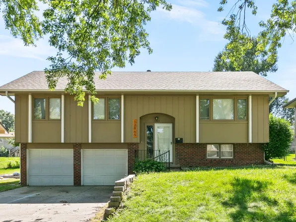 12865 Valley St, Omaha, NE 68144