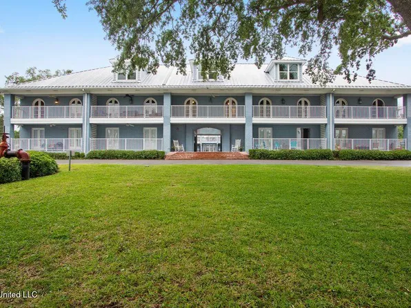 1282 Beach Blvd APT 114, Biloxi, MS 39530