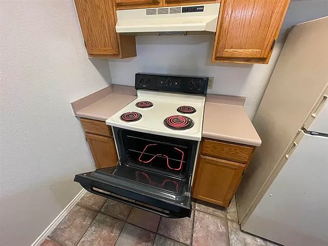 511 Shiloh Dr #16 — Photo 6