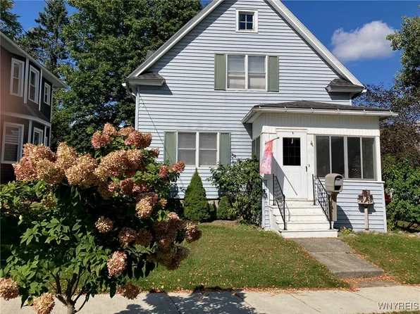 14 Tempest St, Perry, NY 14530