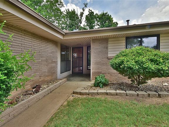 2nd image of 3004 W Tropicana Ave