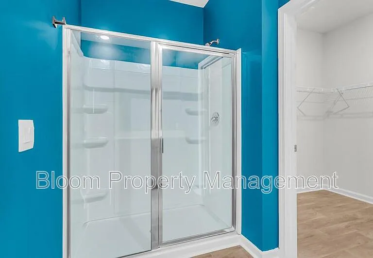 828 Lilyford Ln — Photo 26