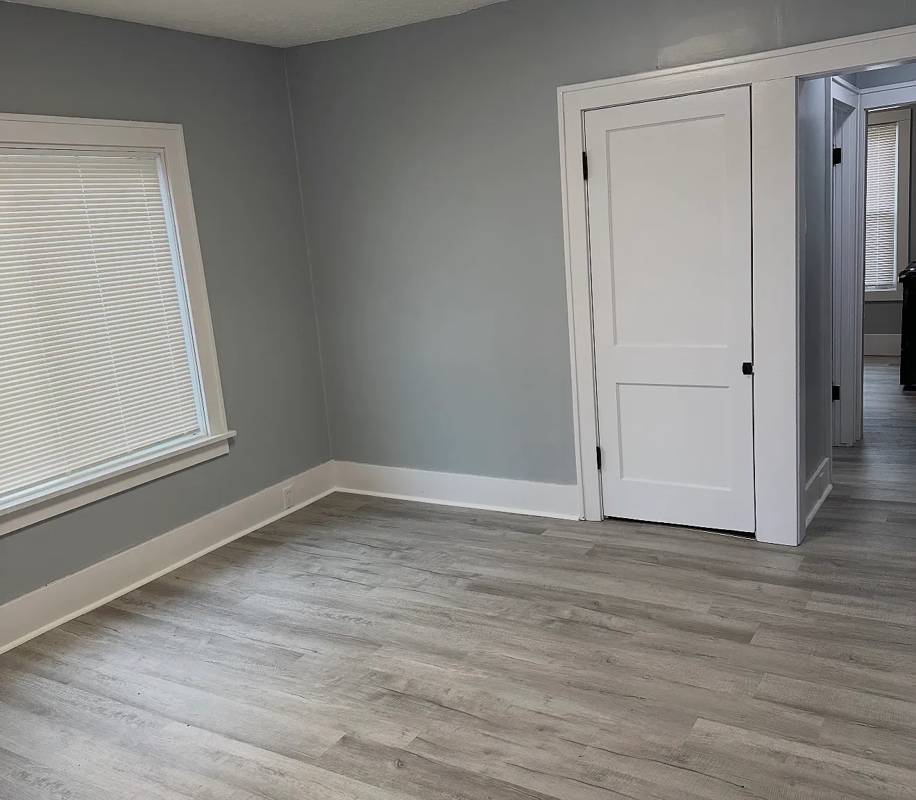 2 bed, $1,000 — Photo 2