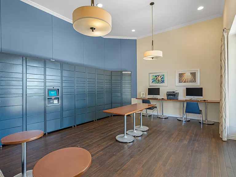 Package Lockers and Cyber Lounge