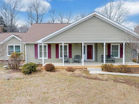 2nd image of 109 Quail Ridge Dr