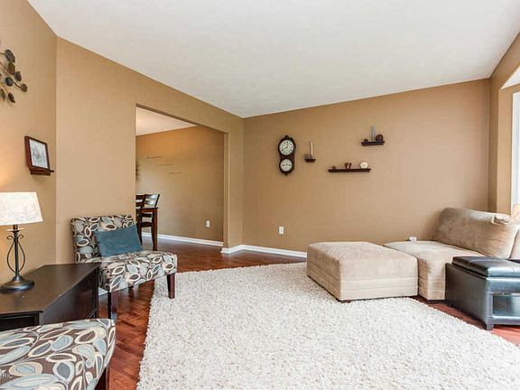 5th image of 7235 Pine Hill Dr NE