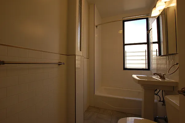 Rented by Douglas Elliman | media 7