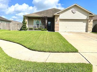 204 Sequoia Dr, Victoria, TX 77904