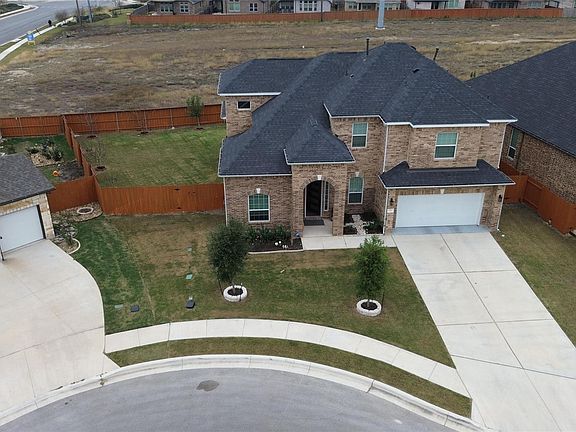 3rd image of 650 Wild Pecan Loop