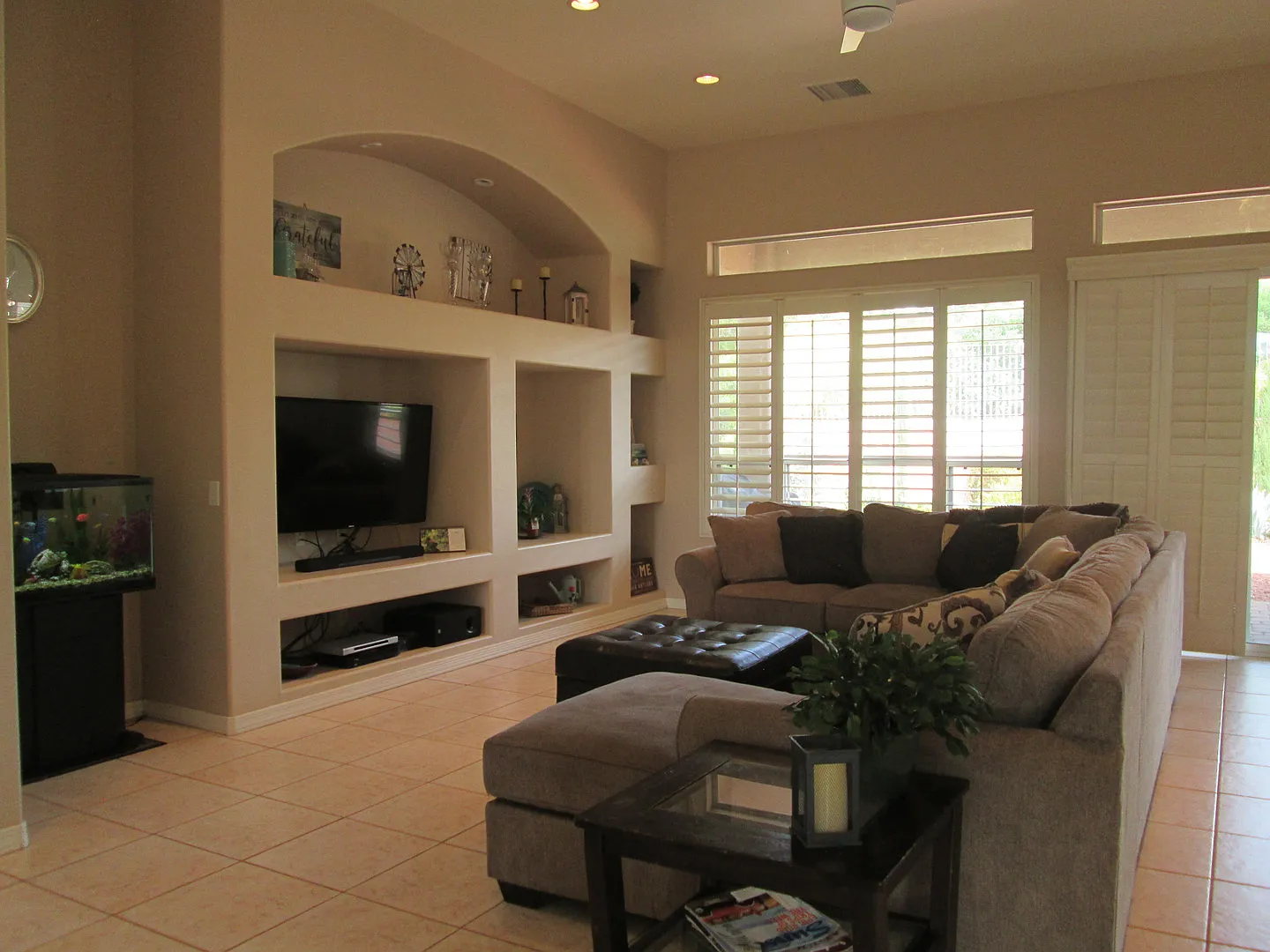 Unfurnished - 1 Year Rental — Photo 4