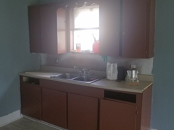 5th image of 2637 15th St
