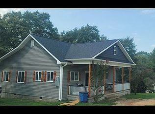 102 S 8th St, Easley, SC 29640