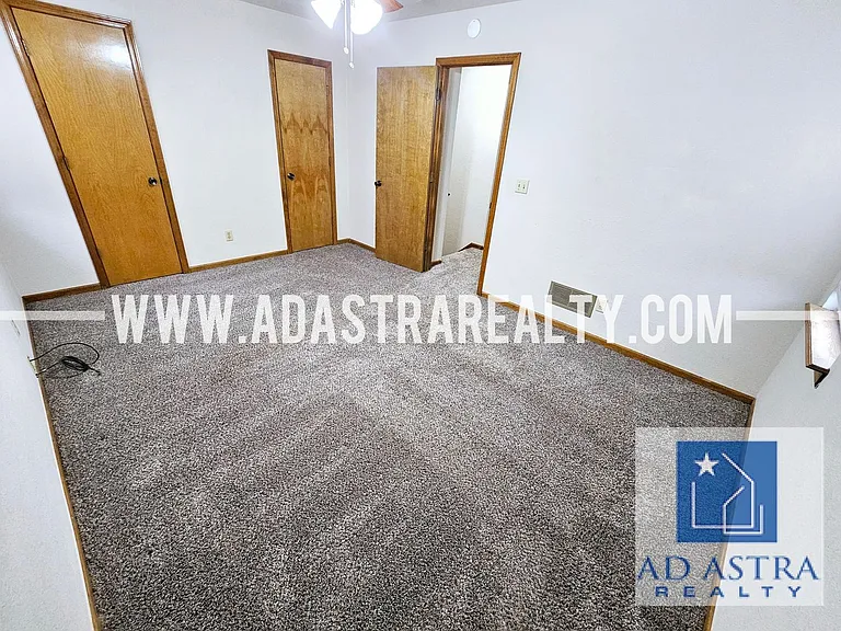 4519 E 139th St — Photo 20