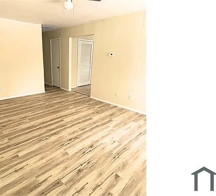 2420 Ulrich Ave — Photo 3