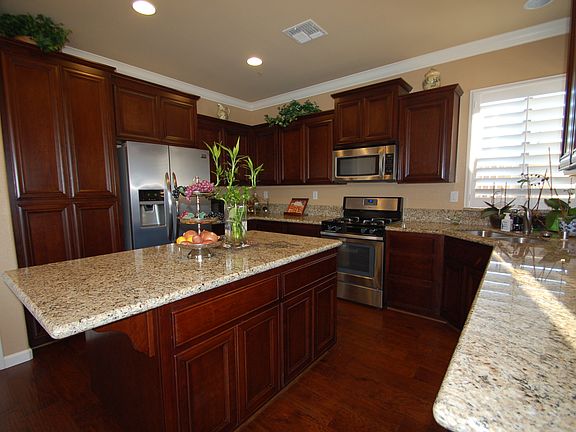 5th image of 117 Vignolia Ct