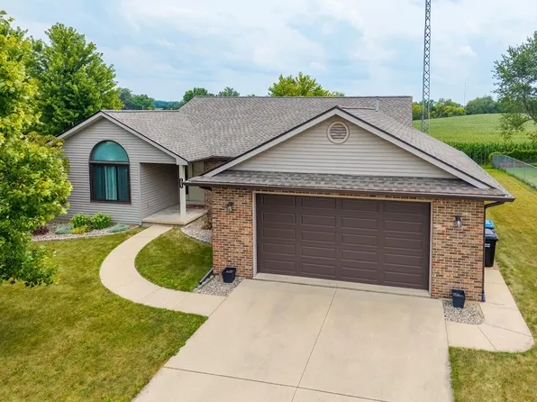203 Deborah Dr, Fremont, IN 46737
