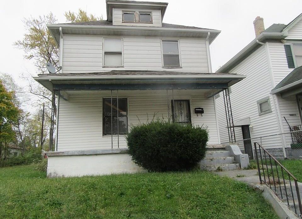 1st image of 204 N Orchard Ave