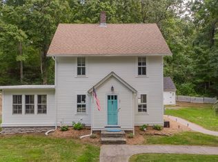 27 Old Deep River Rd, Centerbrook, CT 06409