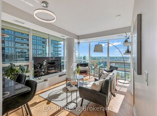 1055 Southdown Rd #611, Mississauga, ON L5J0A3