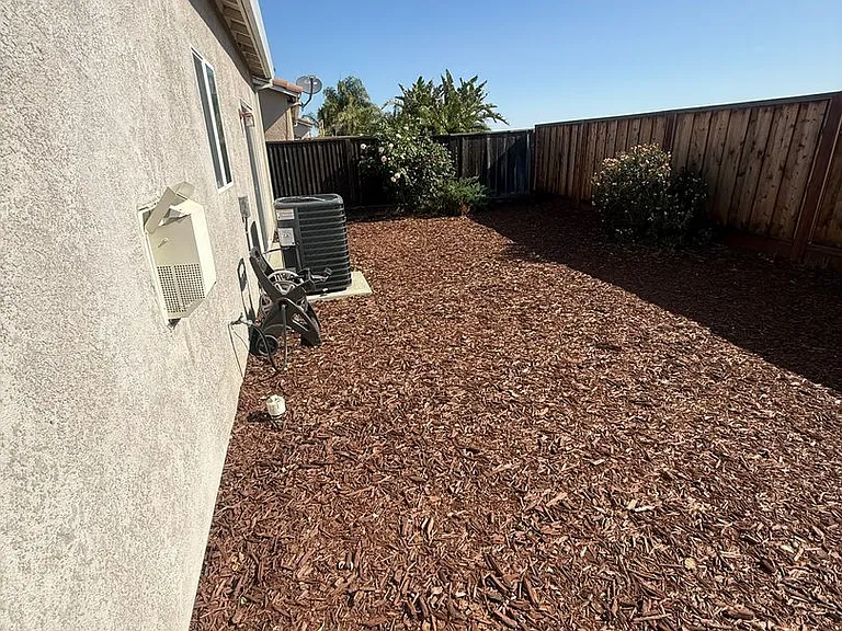 2988 La Vina Cir — Photo 8