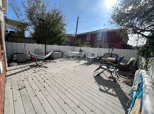 137 Beach 127th St FLOOR 1, Rockaway Park, NY 11694
