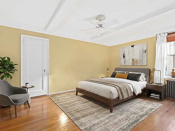4th image of 302 W 12th St APT 6H