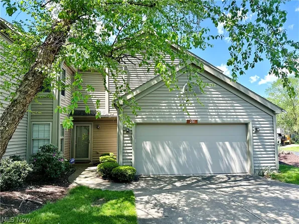 251 S Linden Ct, Warren, OH 44484