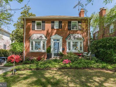 4753 Macarthur Blvd NW, Washington, DC, 20007